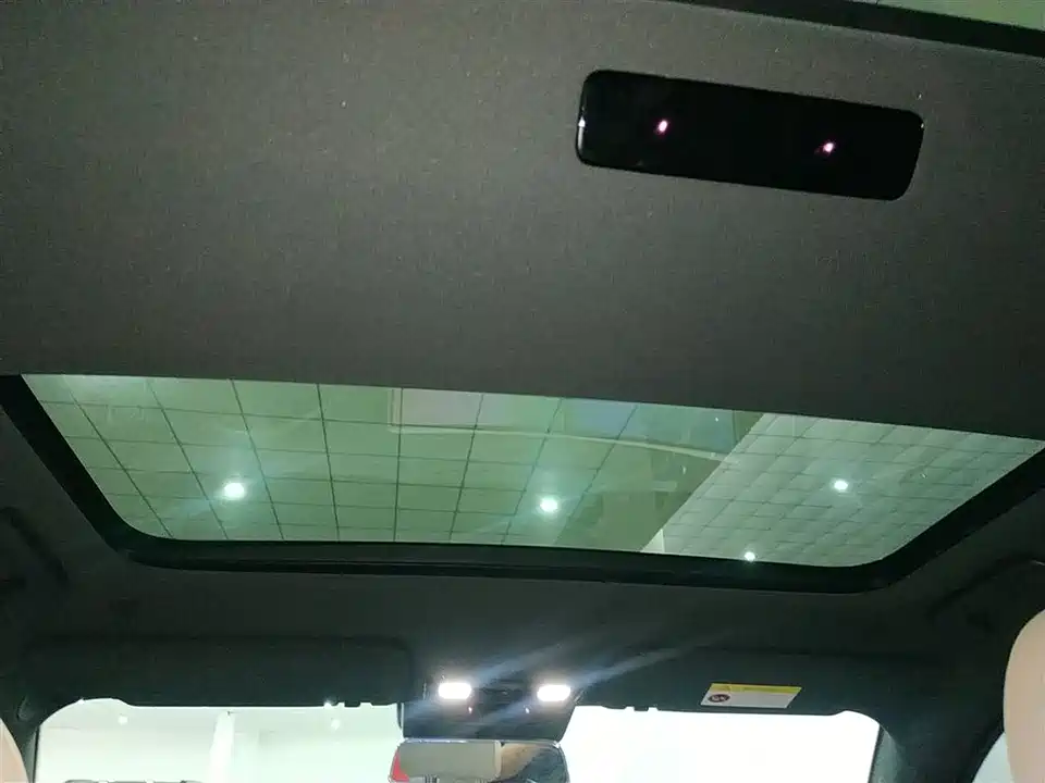 Li Auto Ideal L7