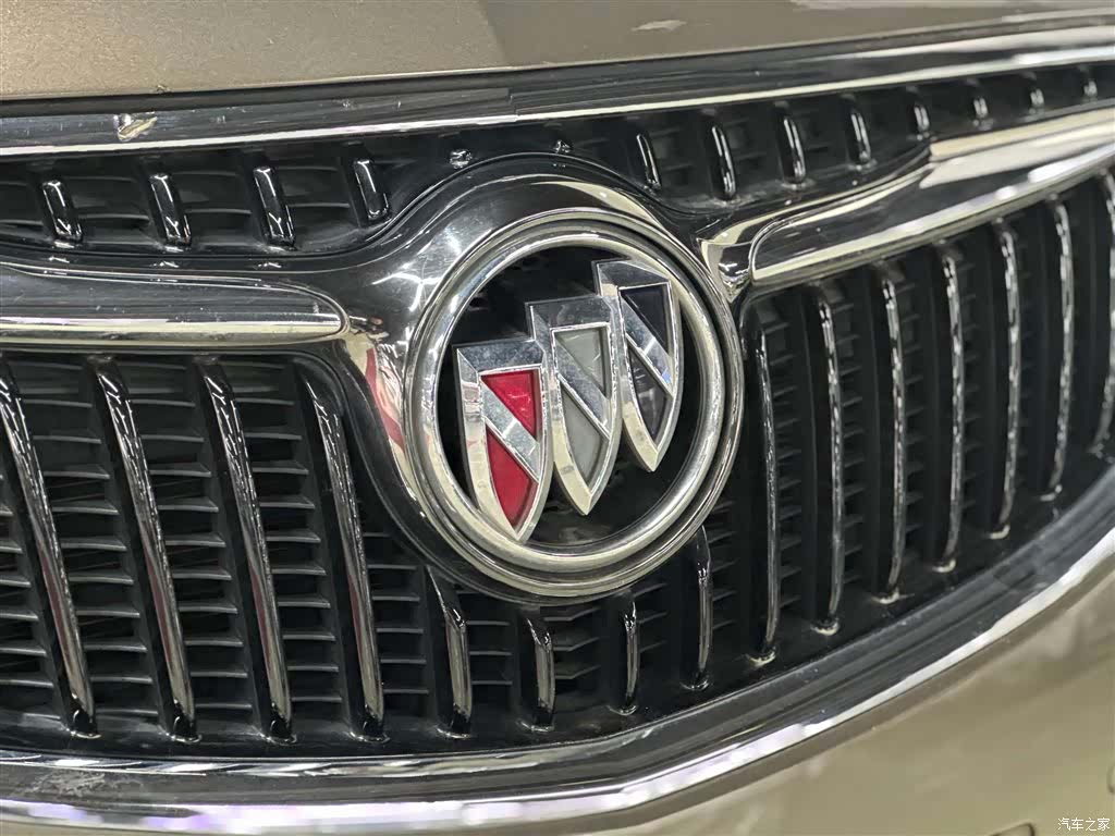 Buick Envision Plus, 2018 8