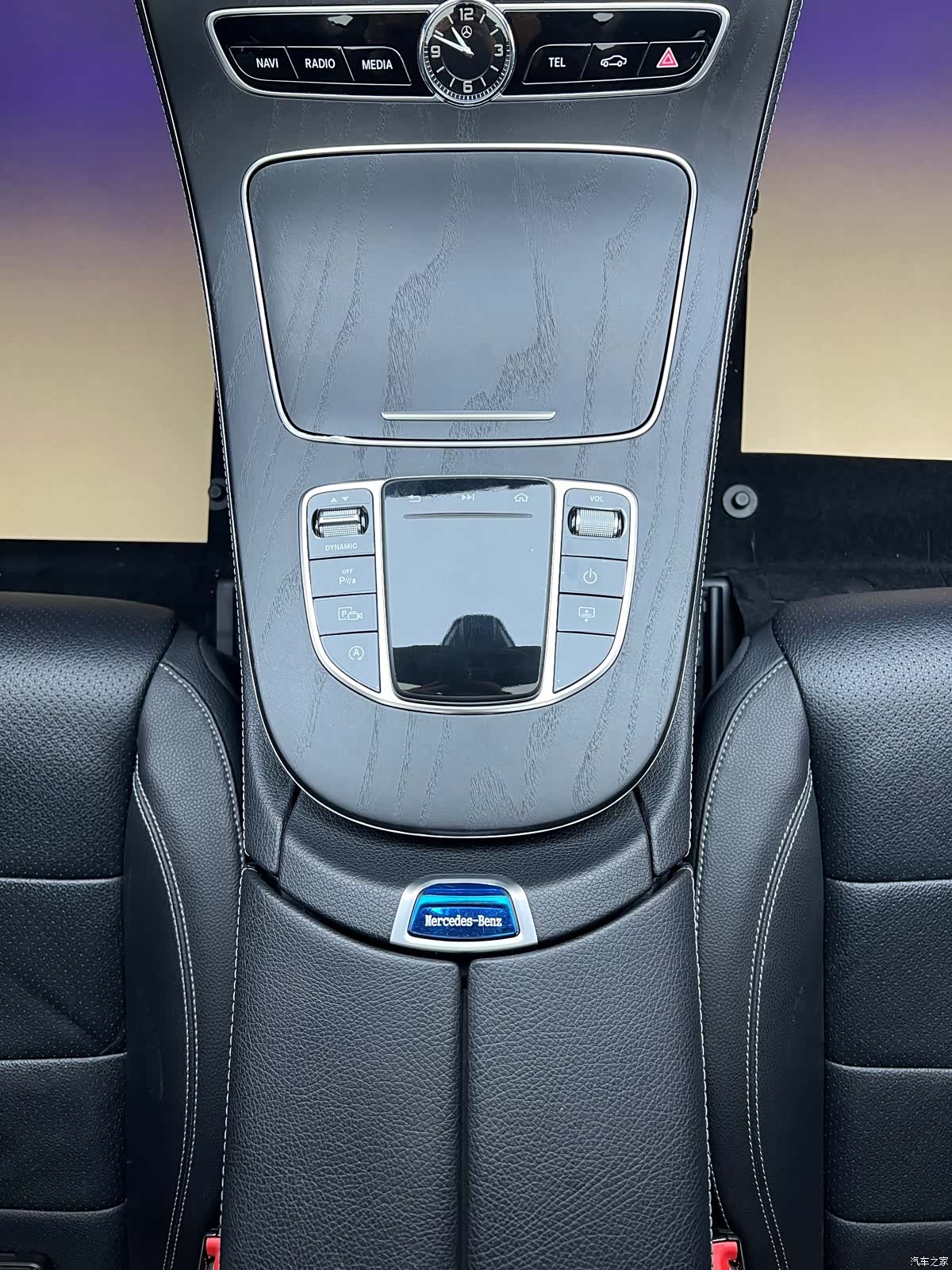 Mercedes-Benz E-Class, 2019 24