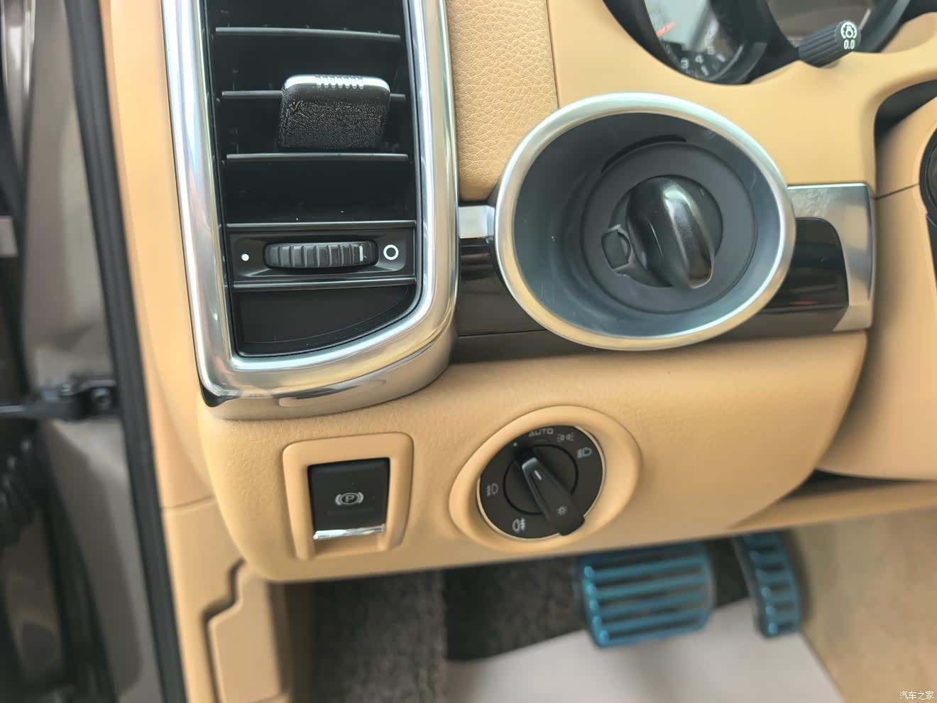 Porsche Cayenne, 2012 10
