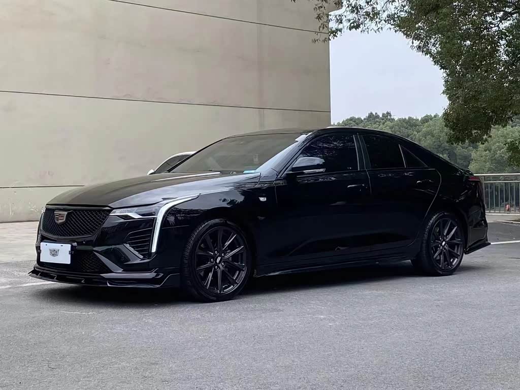 Cadillac CT4