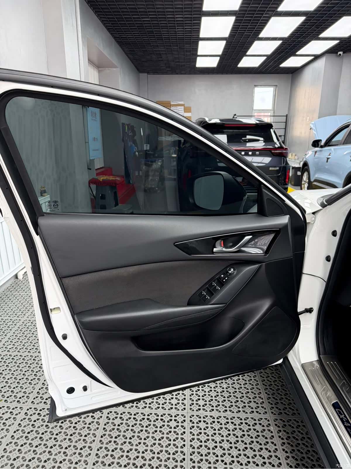 Mazda CX-4, 2022 15