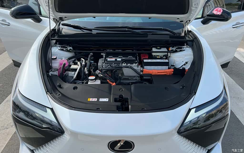 Lexus RZ, 2023 19