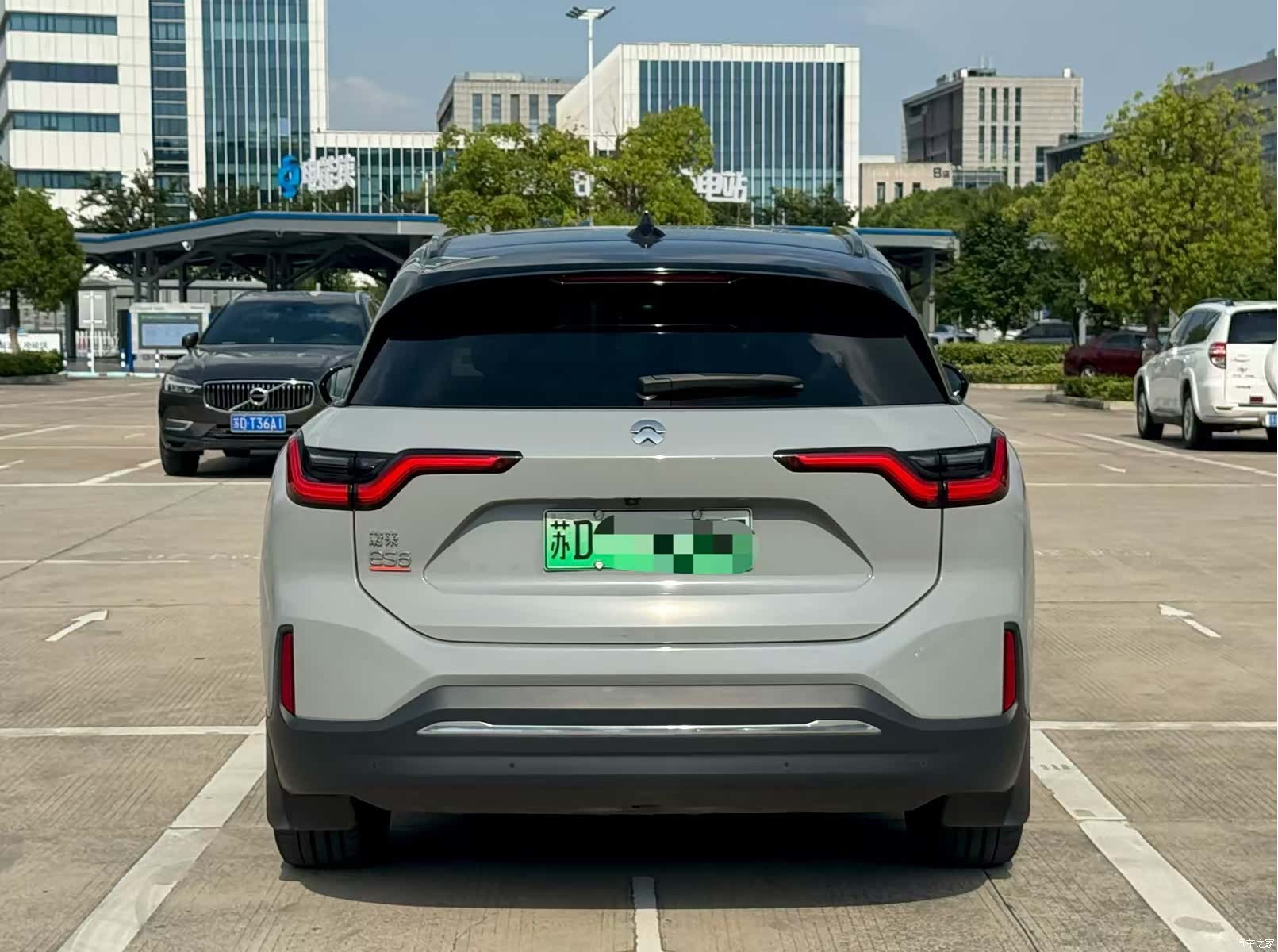 NIO ES6, 2022 8