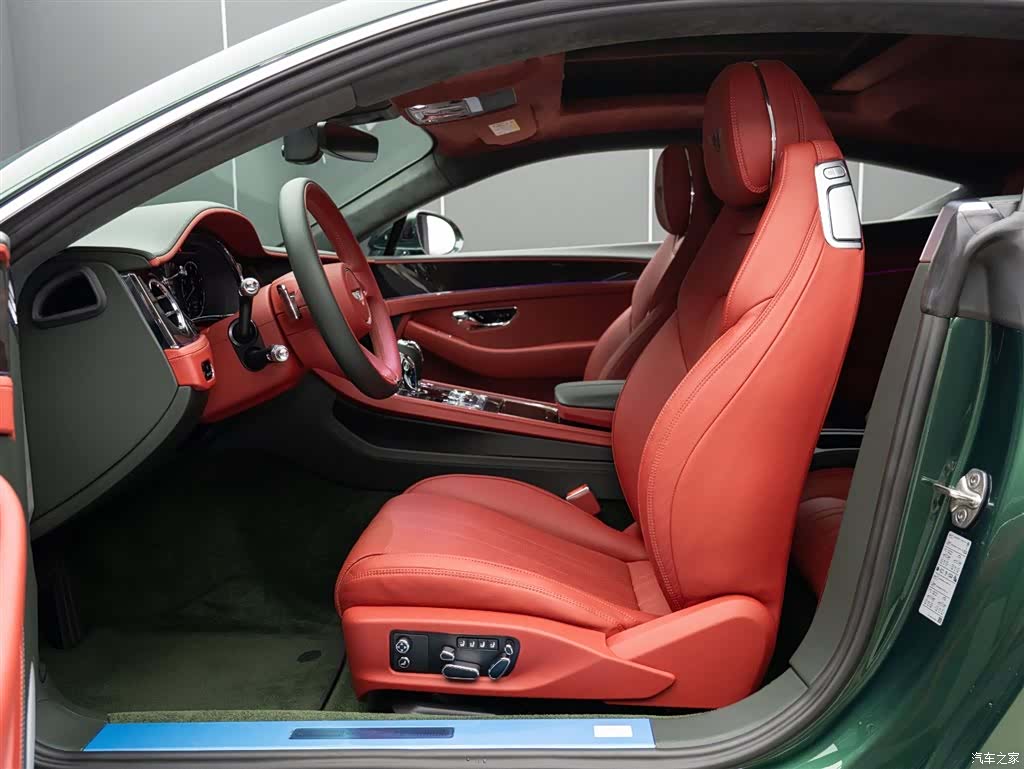 Bentley Continental GT, 2024 9