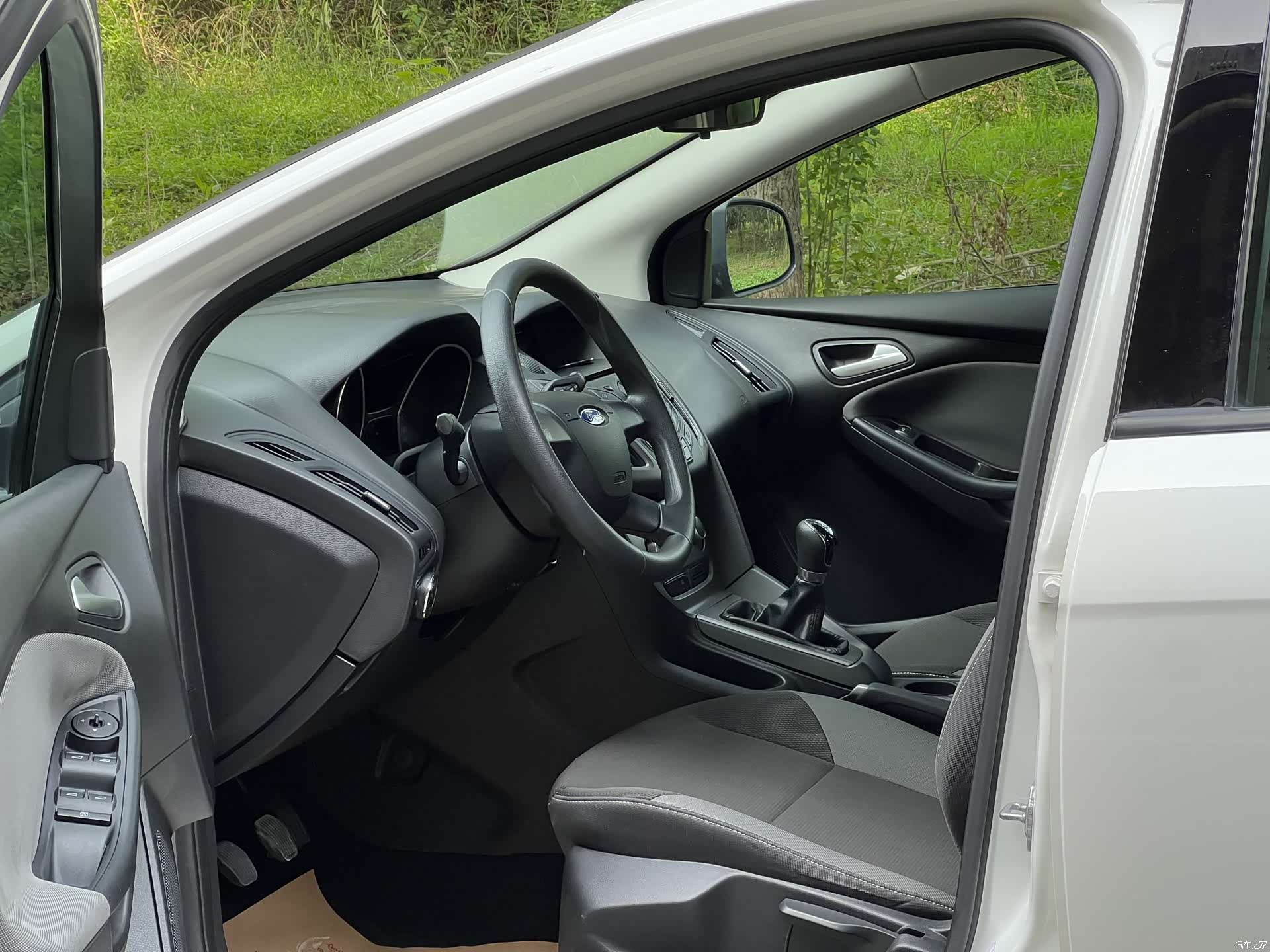 Ford Focus, 2015 4