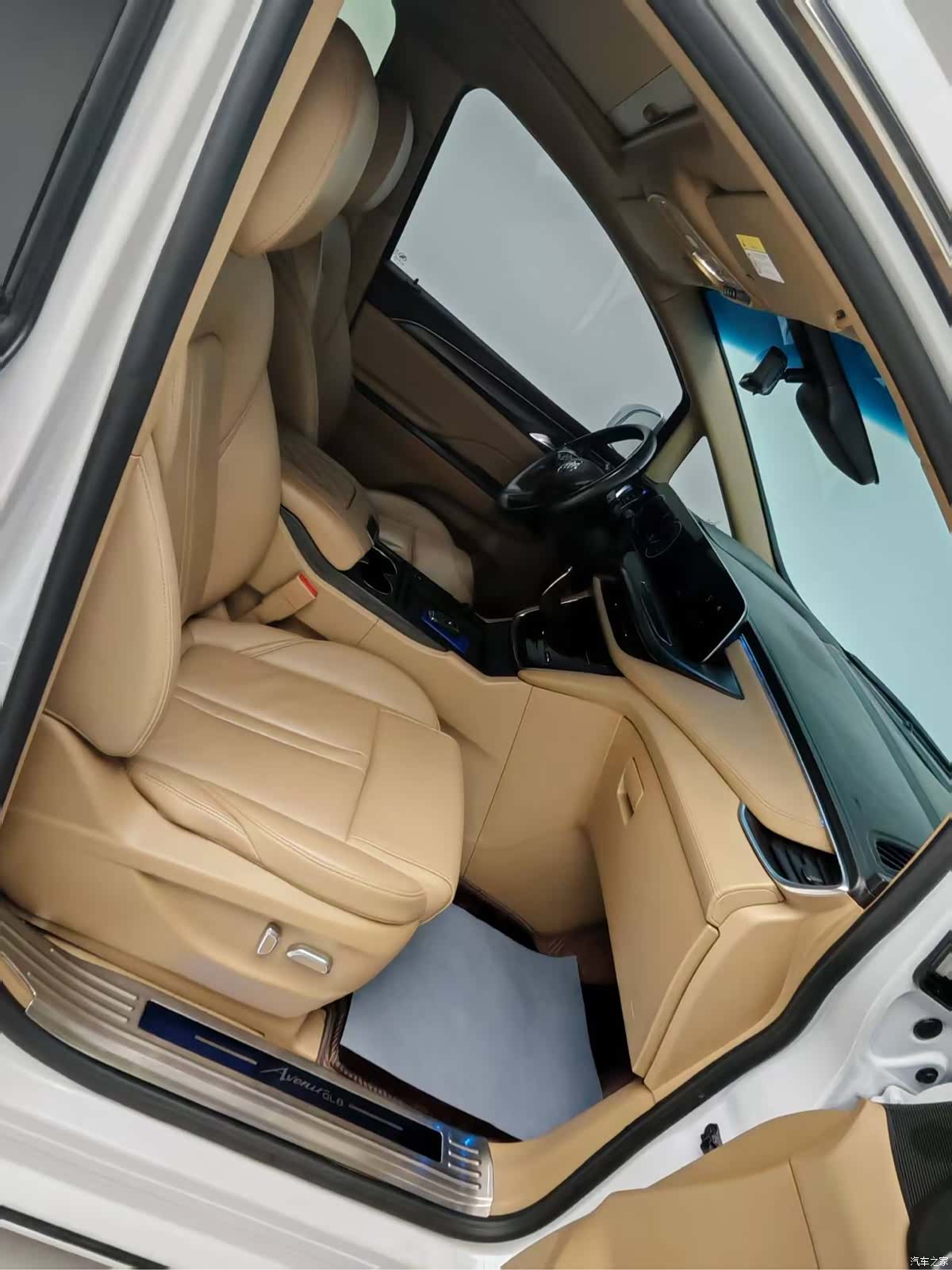 Buick GL8, 2021 12