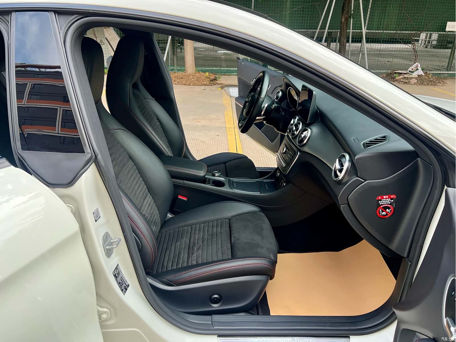 Mercedes-Benz CLA, 2018 8