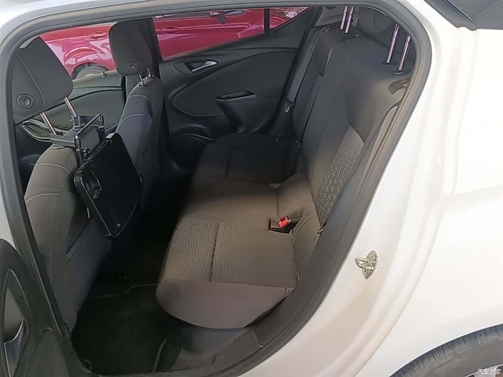 Buick Verano, 2016 16