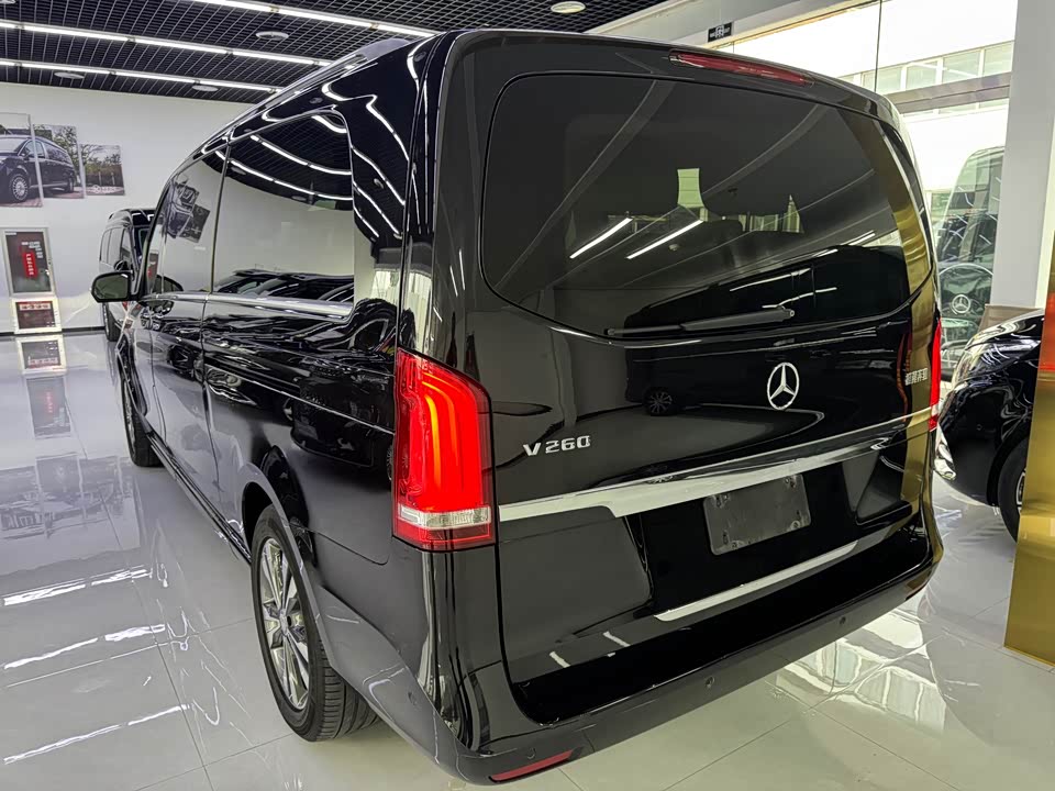 Mercedes-Benz V-class Mercedes-Benz V-class
