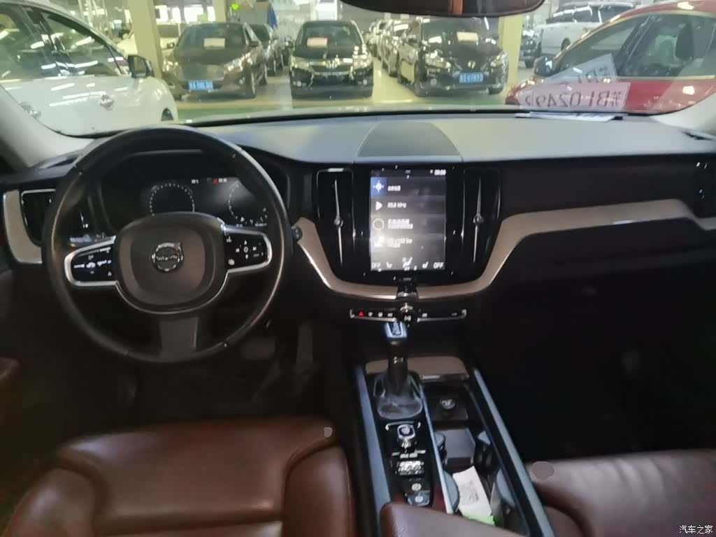 Volvo XC60, 2020 10