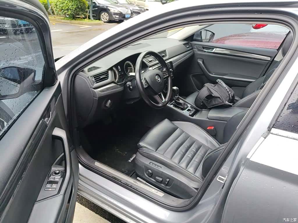 Skoda Superb, 2018 16