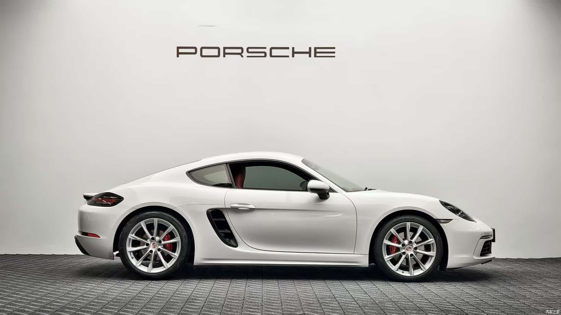 Porsche Cayman, 2021 6