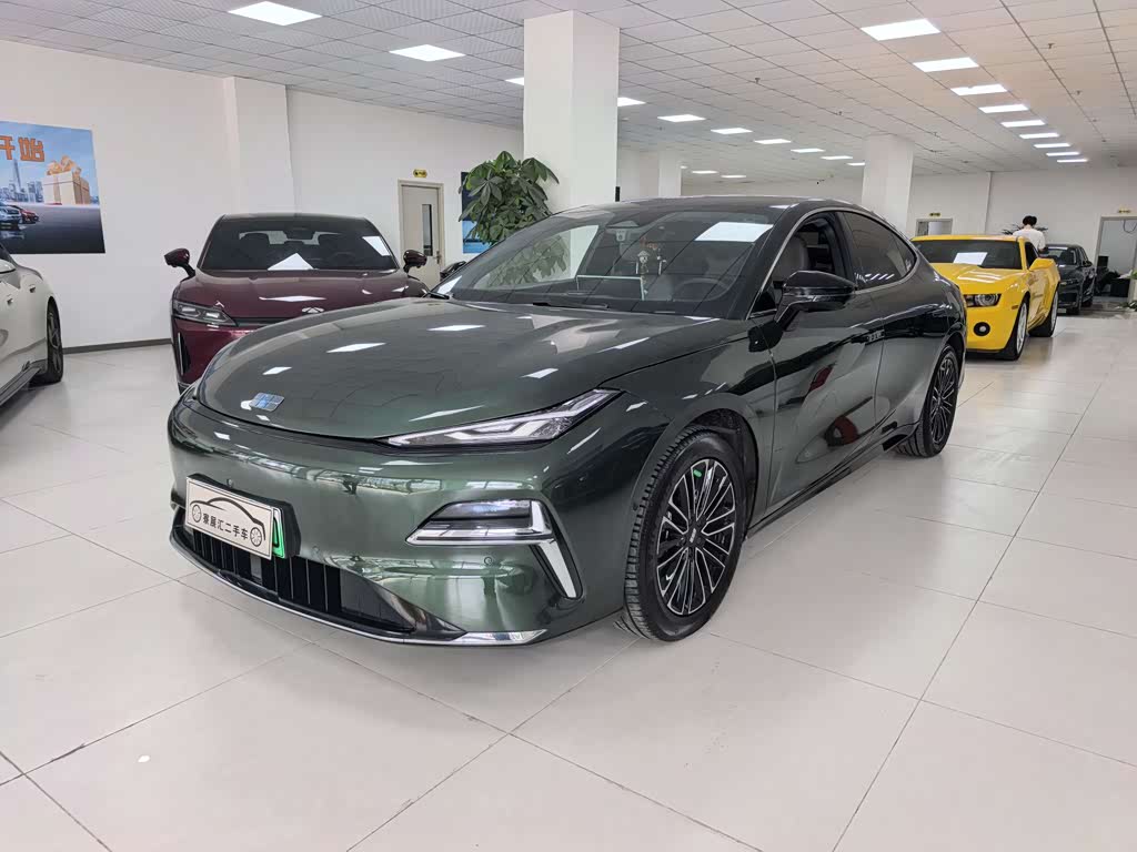 Geely Galaxy Starshine 8