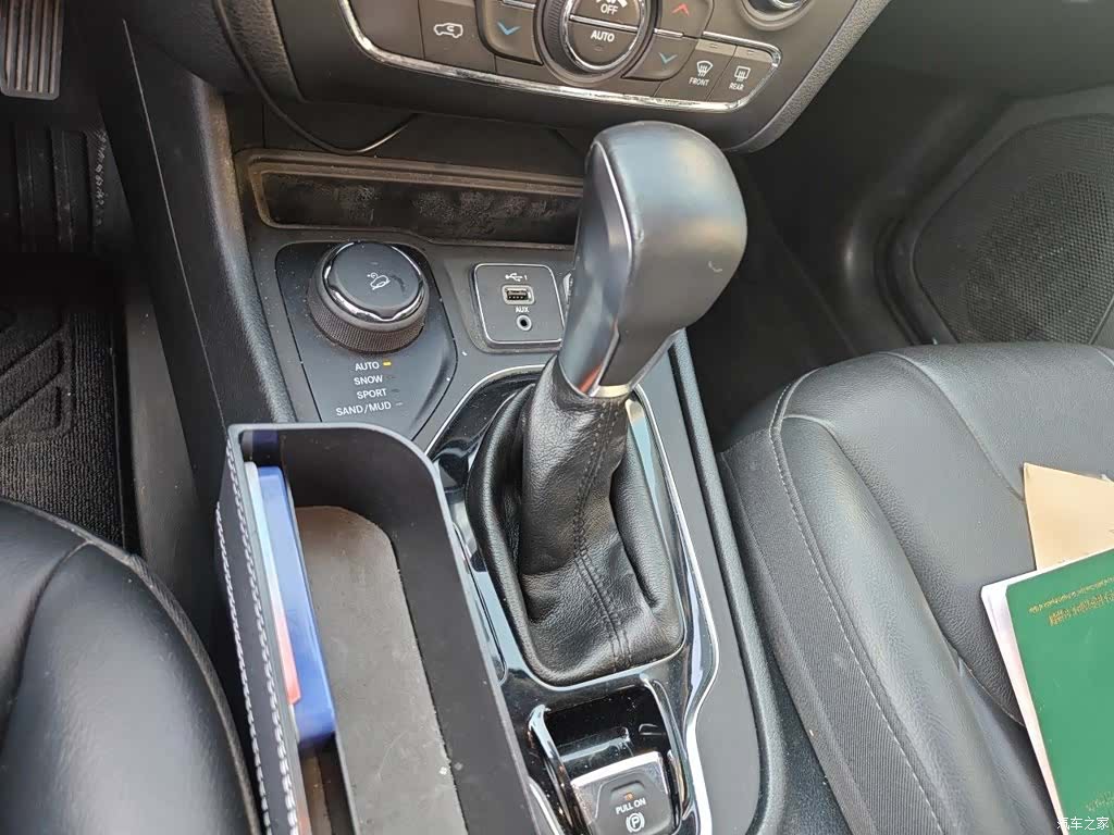 Jeep Cherokee, 2019 7