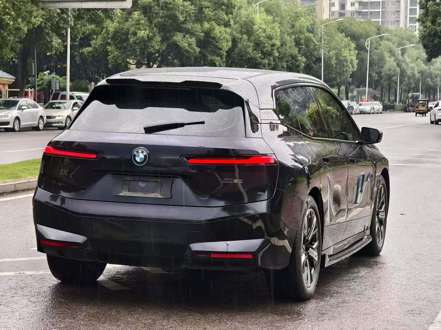 BMW iX, 2024 8