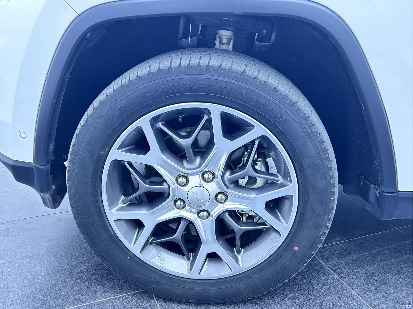 Jeep Grand Cherokee, 2023 9