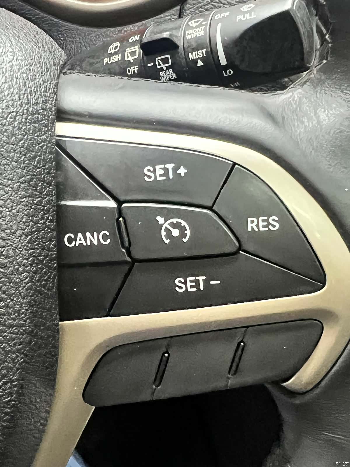 Jeep Cherokee, 2016 19