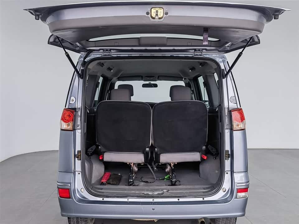 Dongfeng Handsome guest