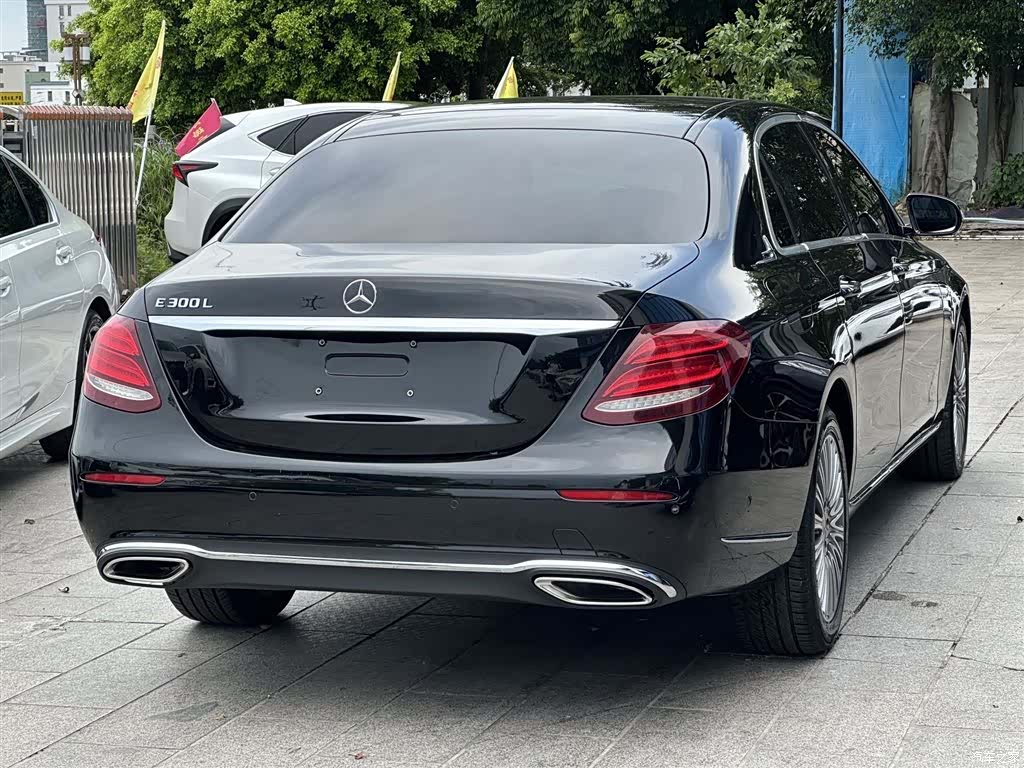Mercedes-Benz E-Class, 2020 все фото