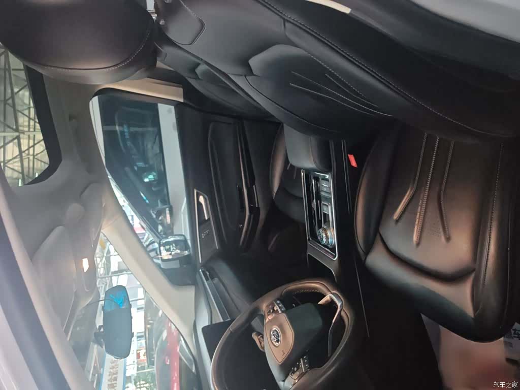 Ford Edge, 2021 3