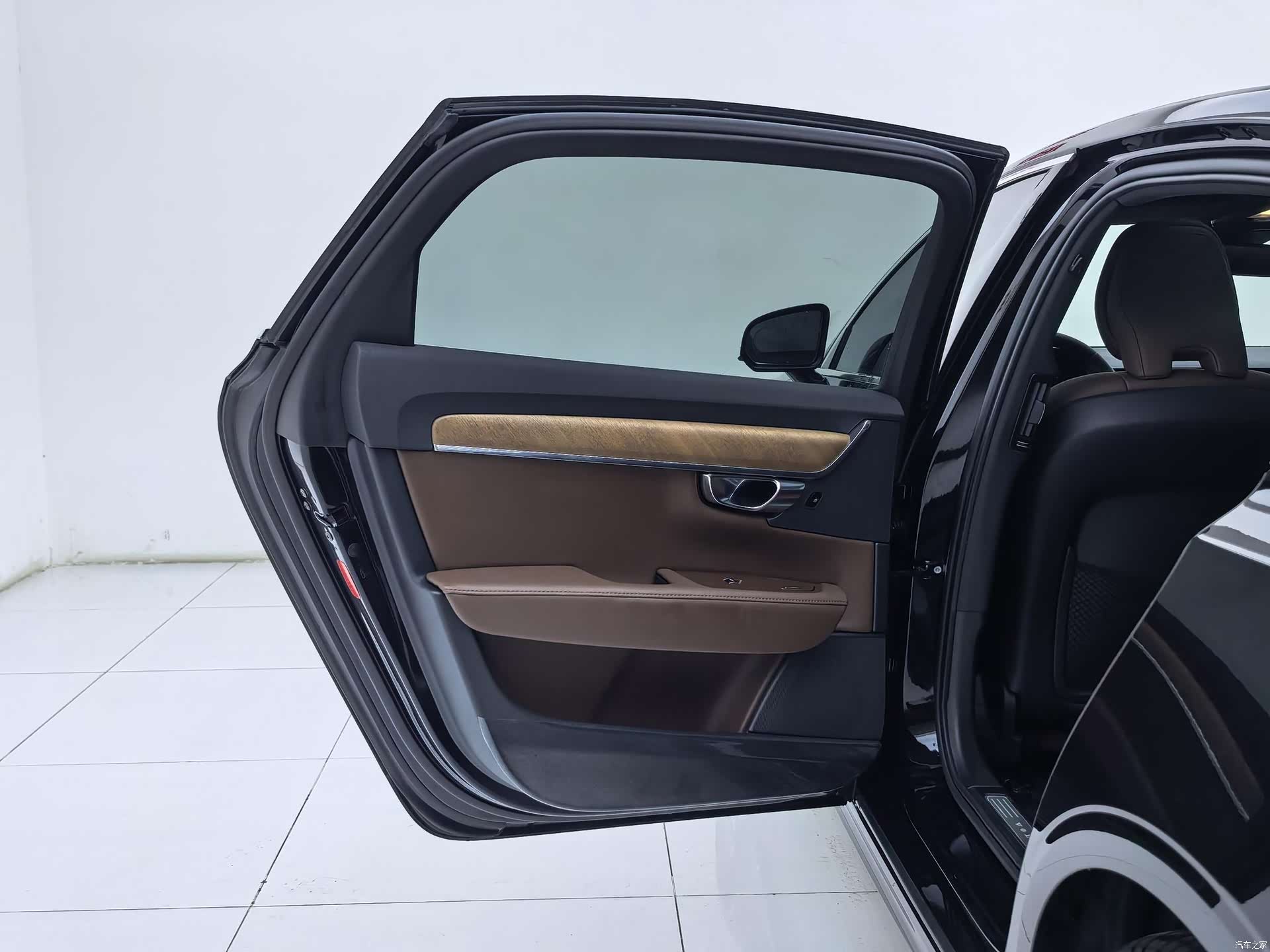 Volvo S90, 2024 21