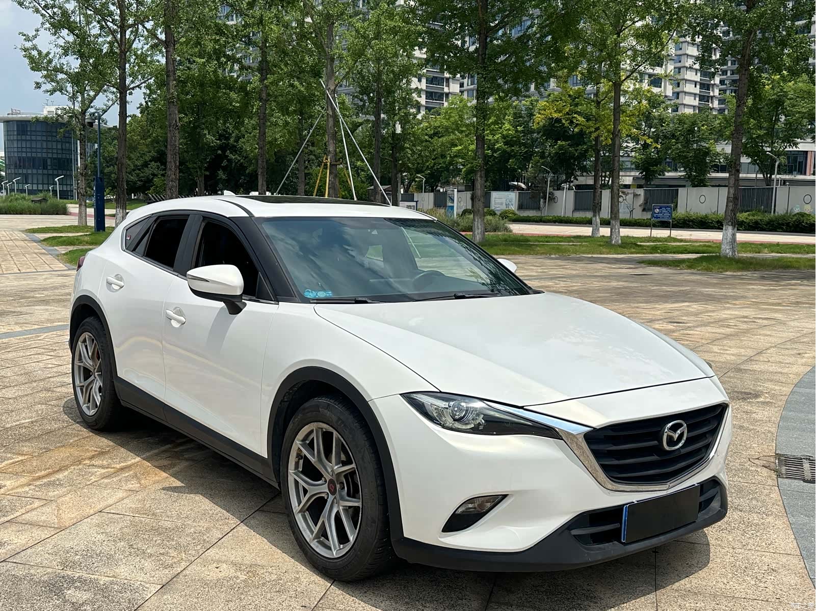 Mazda CX-4, 2016 3