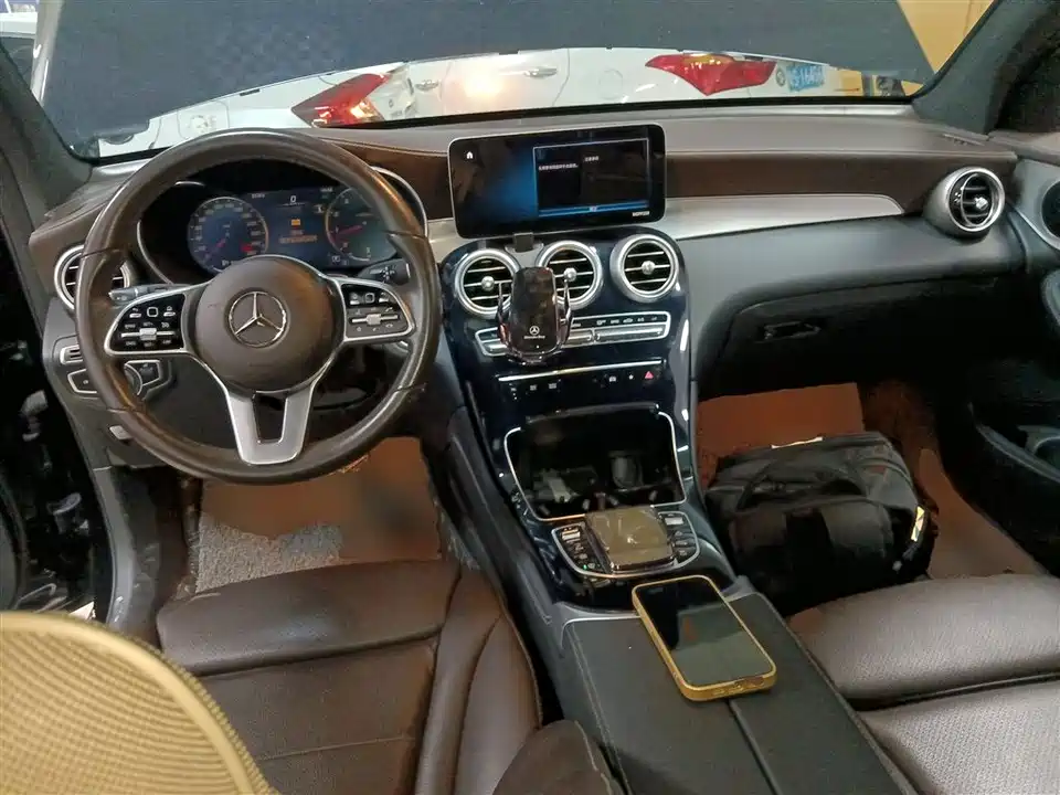 Mercedes-Benz GLC Mercedes-Benz GLC