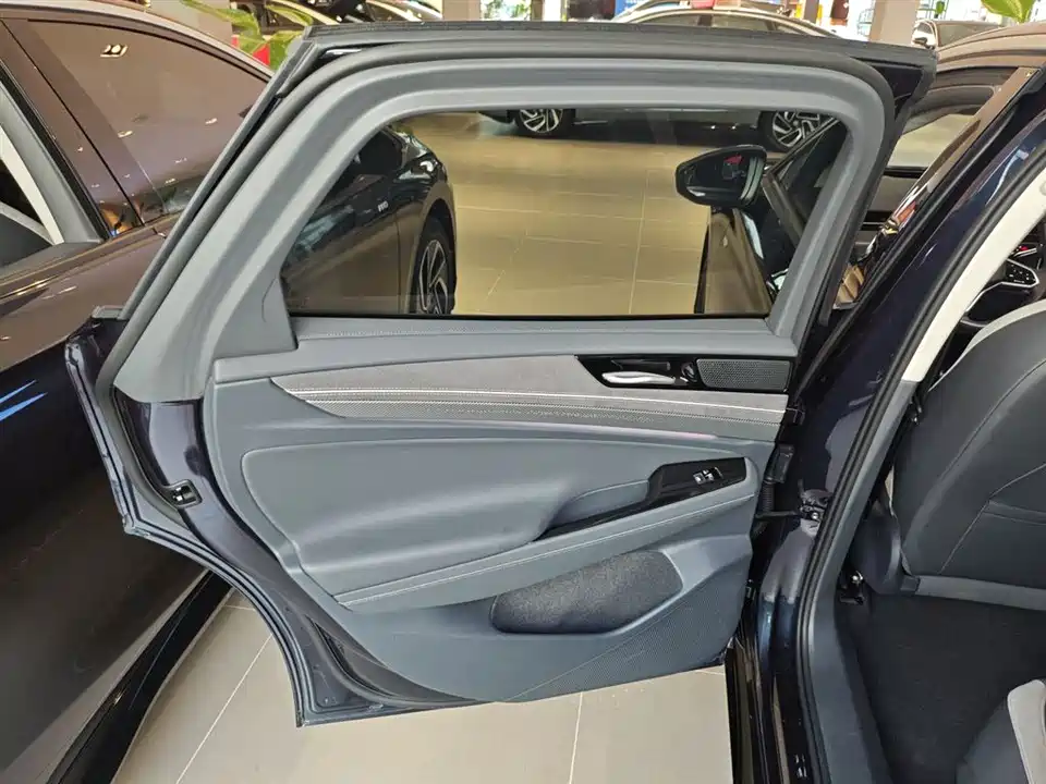 Volkswagen ID.7 VIZZION