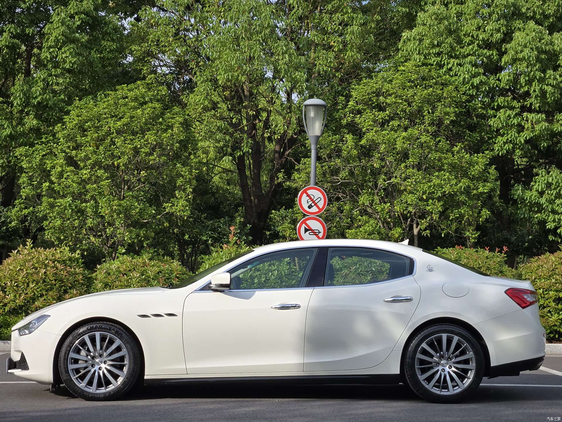 Maserati Ghibli, 2015 3