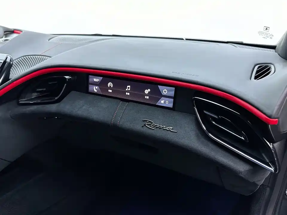 Ferrari Roma