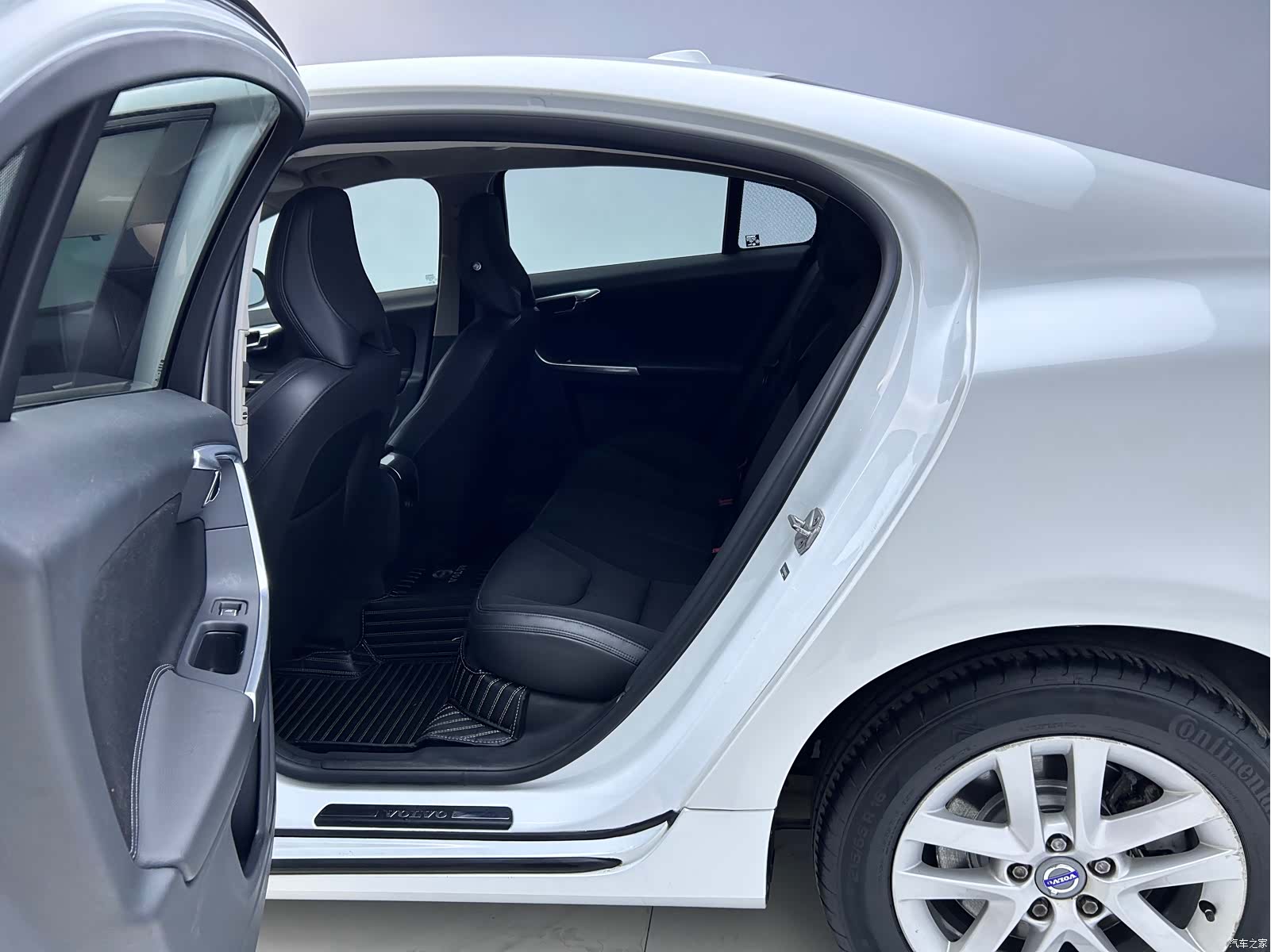 Volvo S60, 2016 9