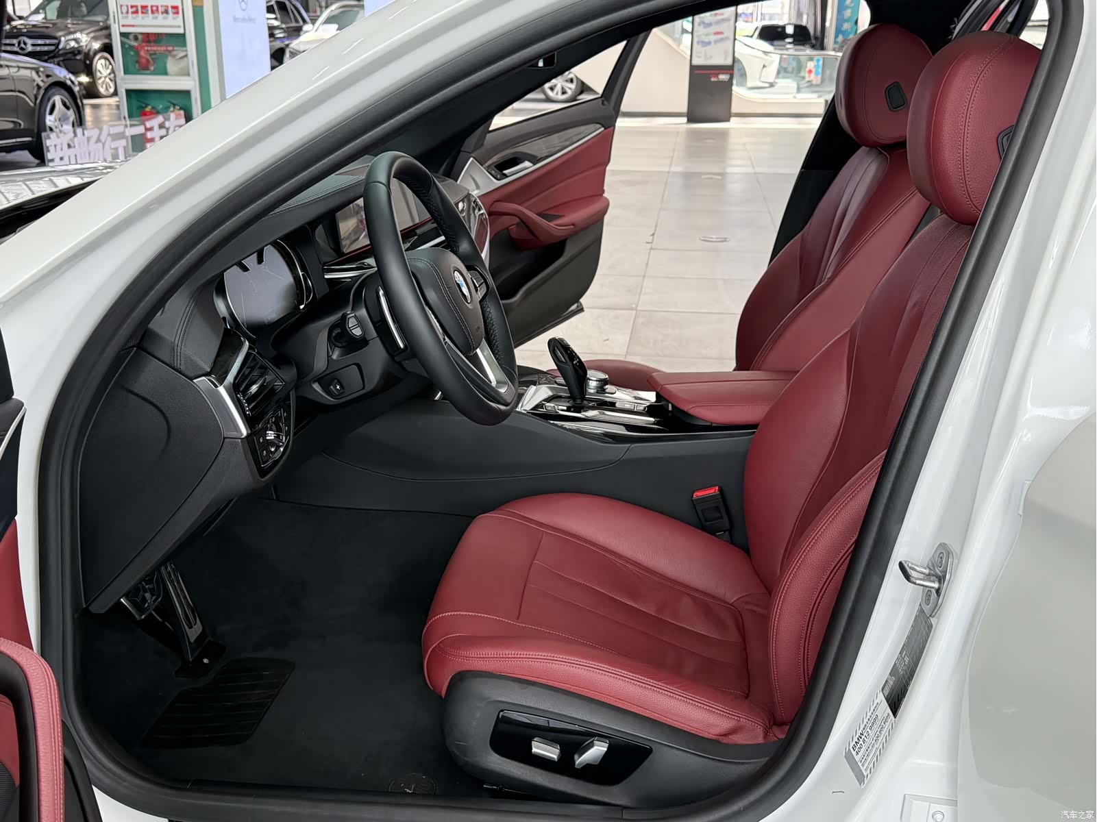BMW 5 Series, 2018 8