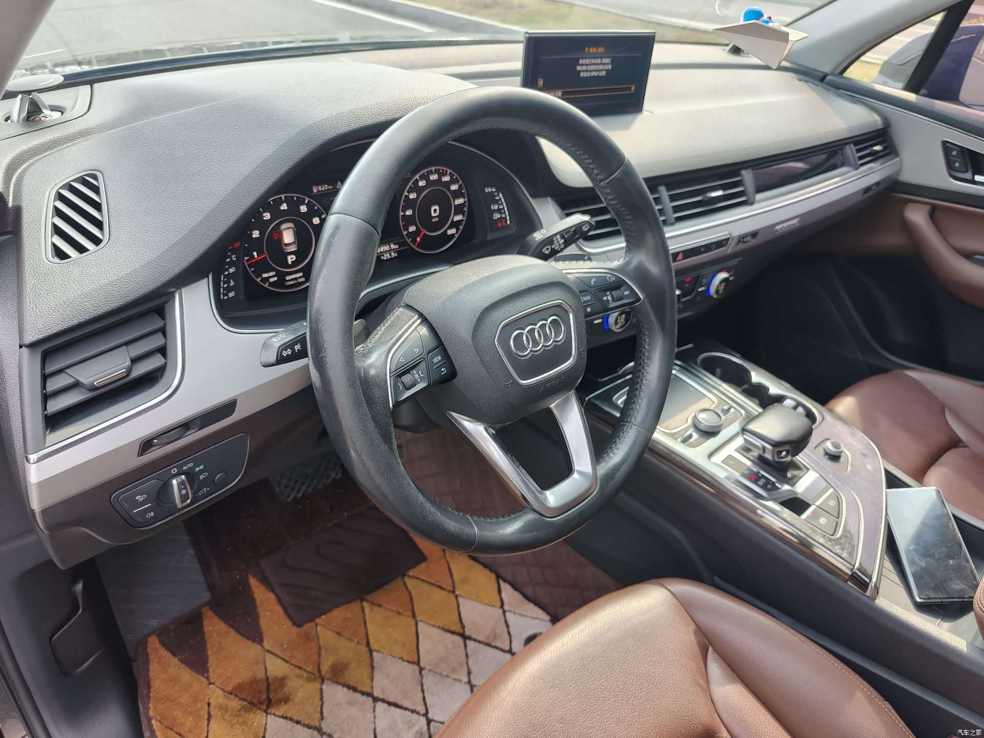 Audi Q7, 2018 все фото