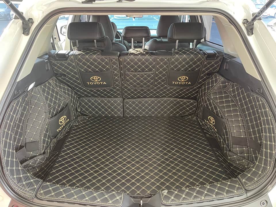 Toyota Corolla Sharp amplifier