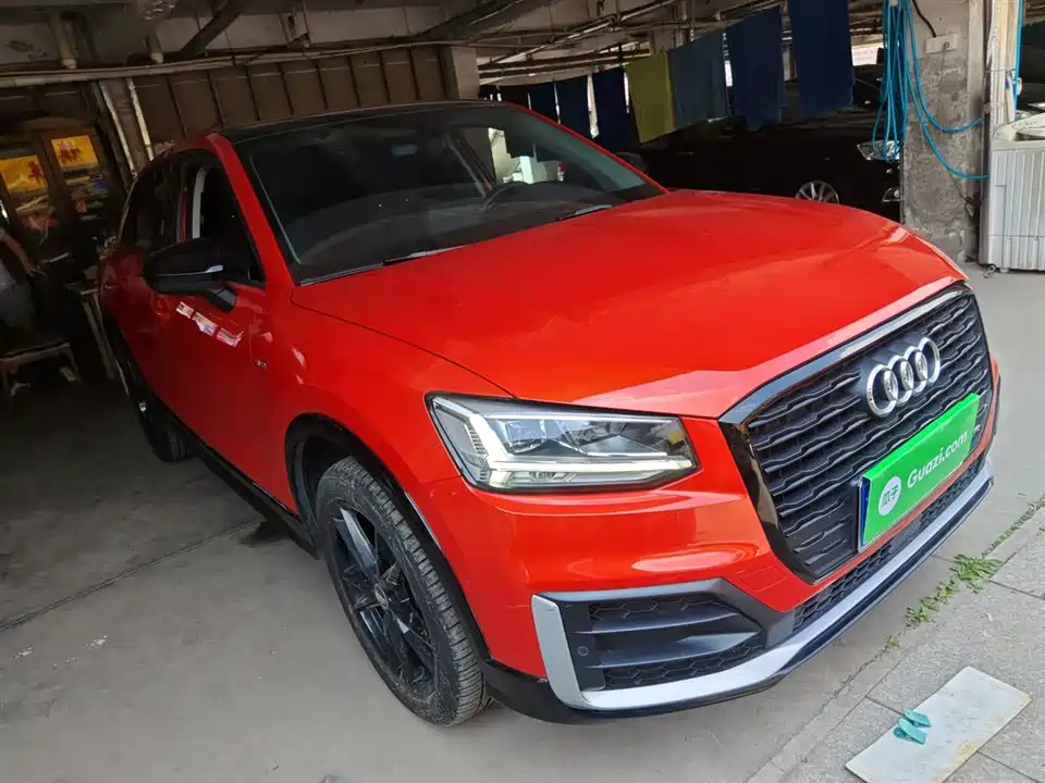 Audi Q2L