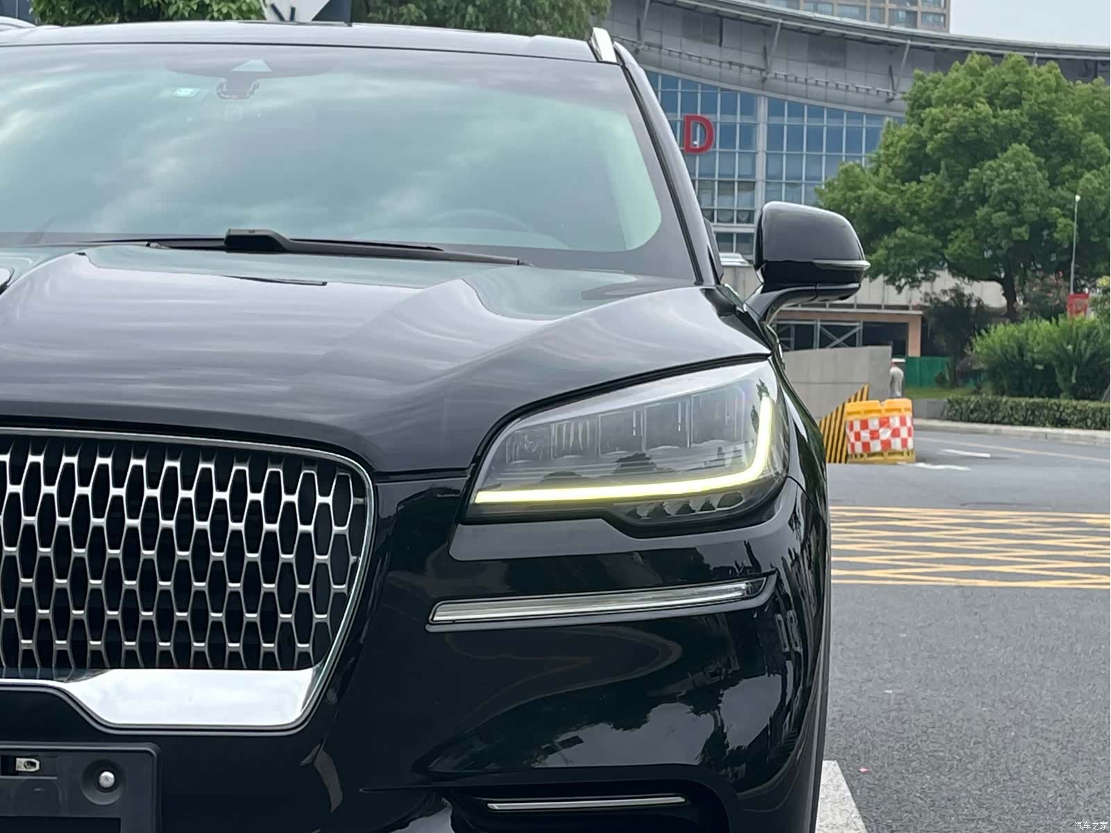 Lincoln Aviator, 2022 7