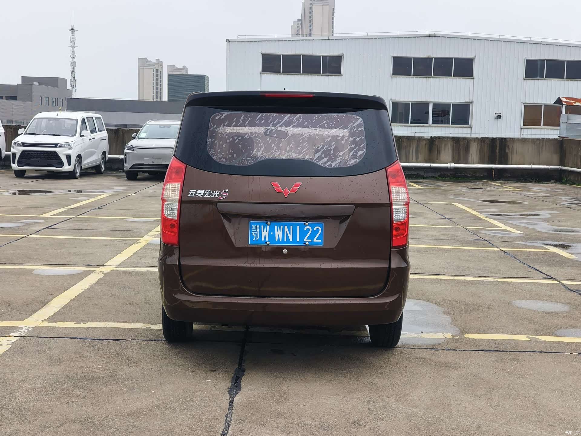 Wuling Hongguang, 2017 4