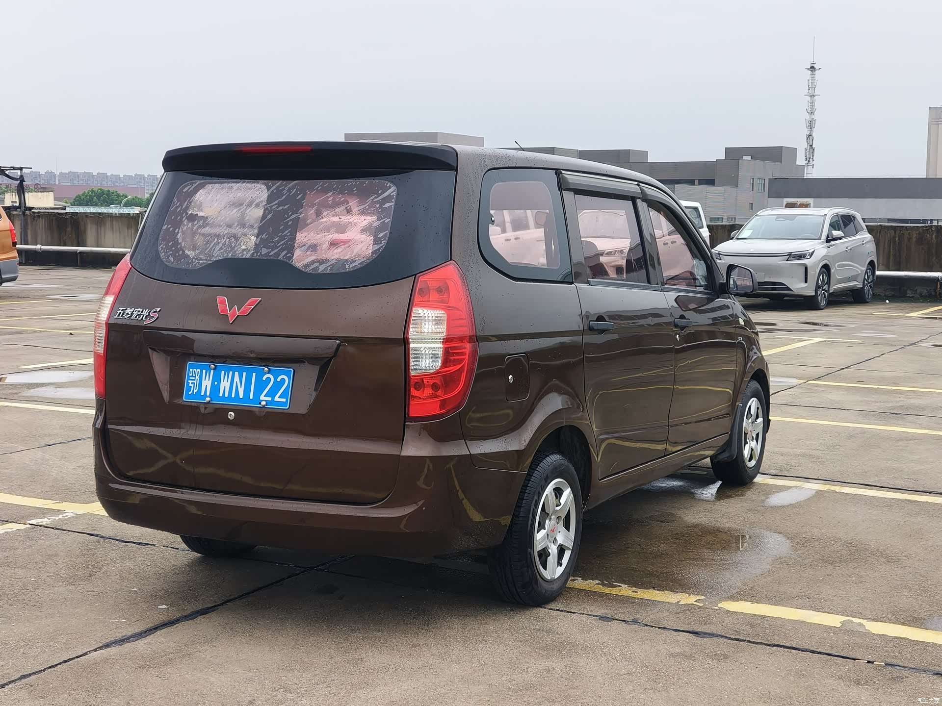 Wuling Hongguang, 2017 6