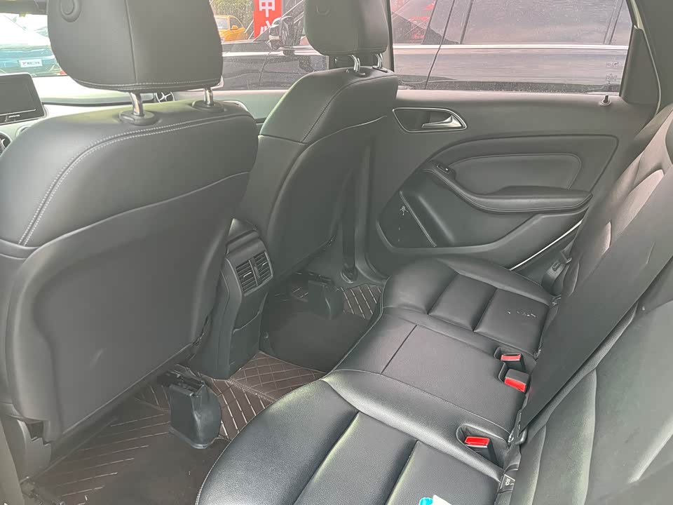 Mercedes-Benz Class B