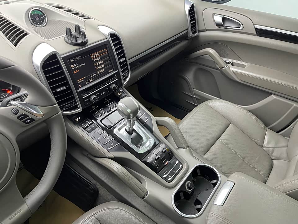Porsche Cayenne Porsche Cayenne
