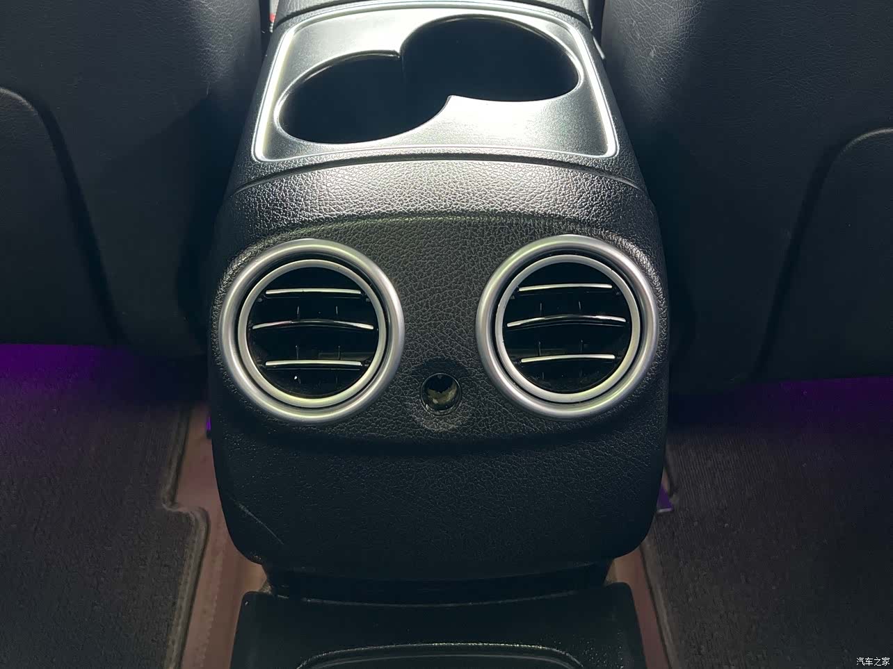 Mercedes-Benz E-Class, 2019 8