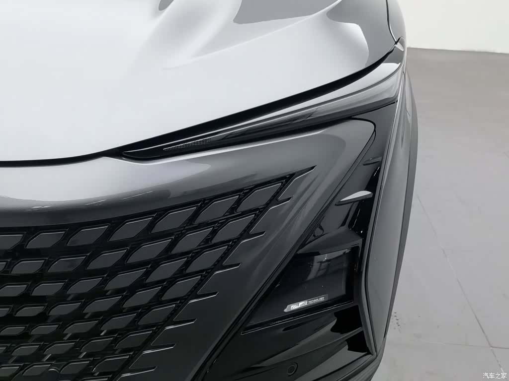 Changan UNI-T, 2023 7