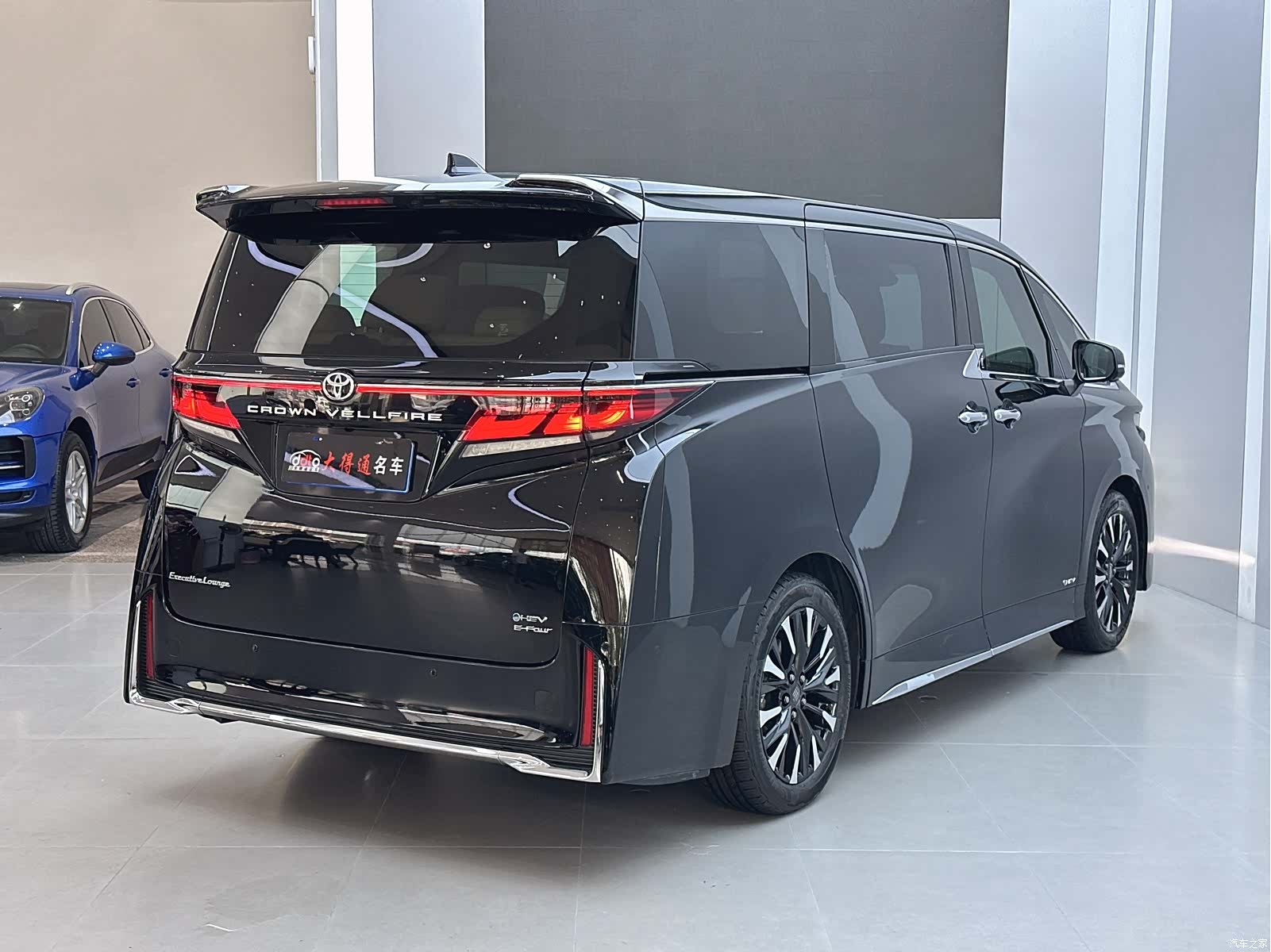 Toyota Vellfire, 2024 27