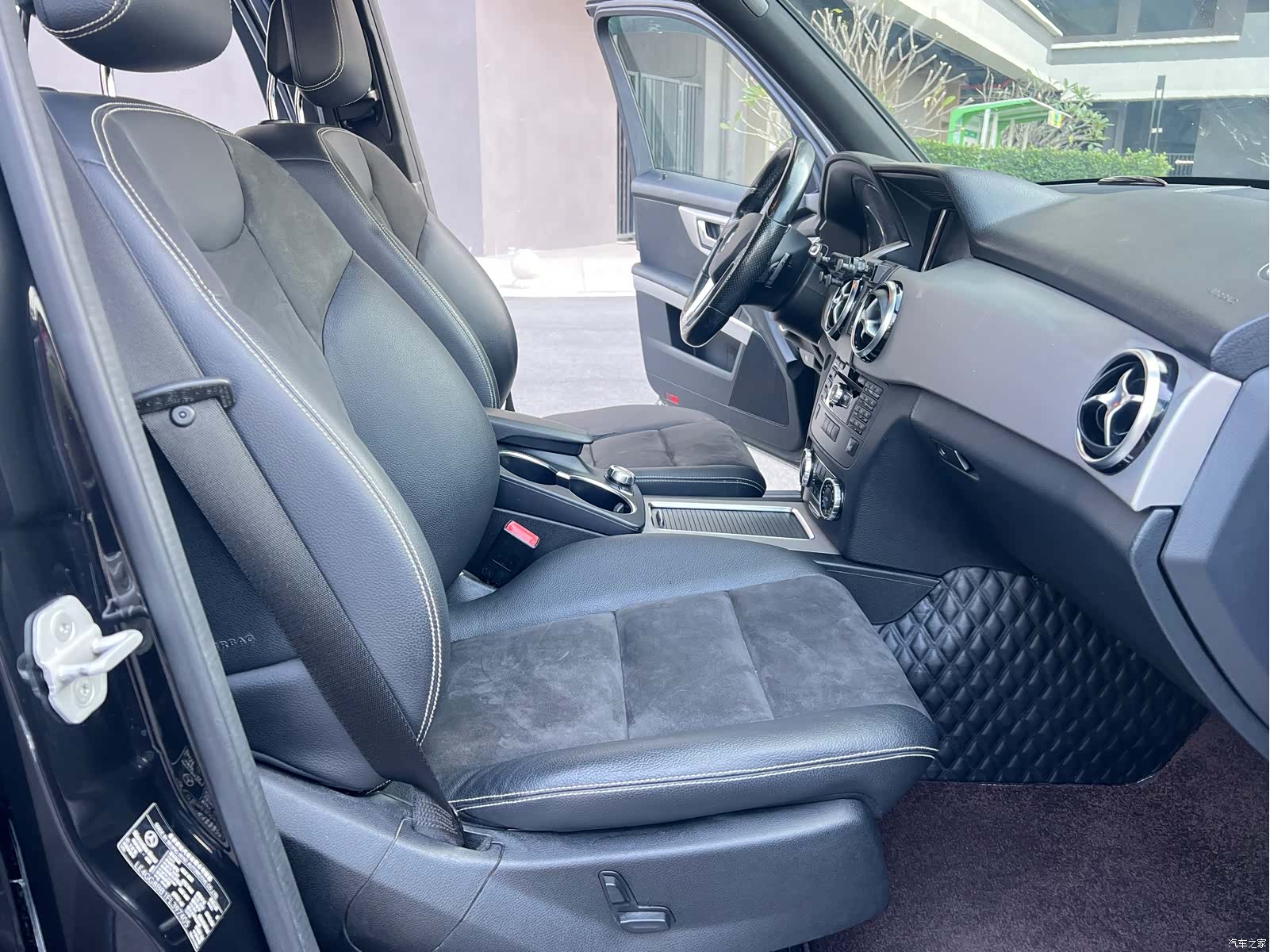 Mercedes-Benz GLK-Class, 2015 12