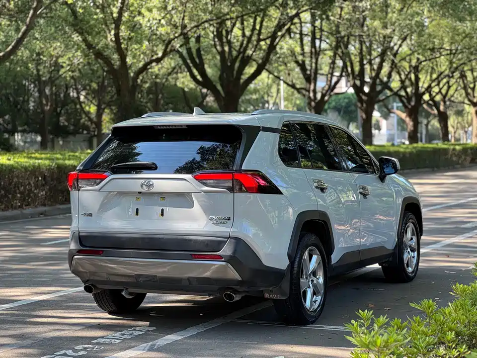 Toyota RAV4 Rongfang