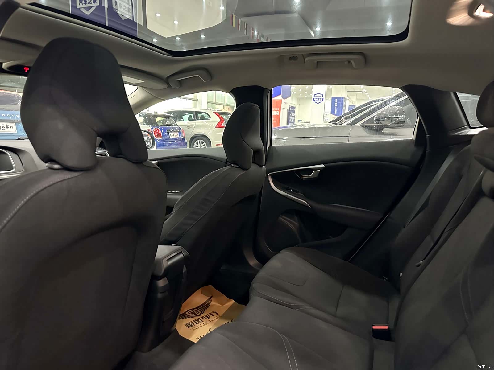 Volvo V40, 2016 12