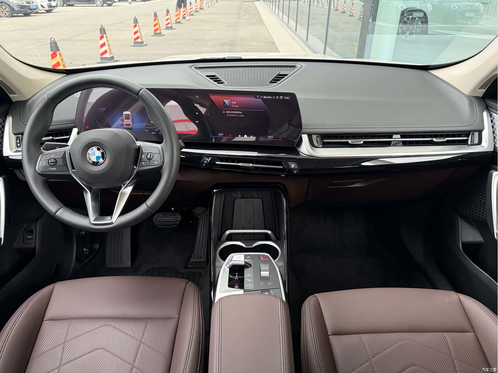 BMW X1, 2025 9