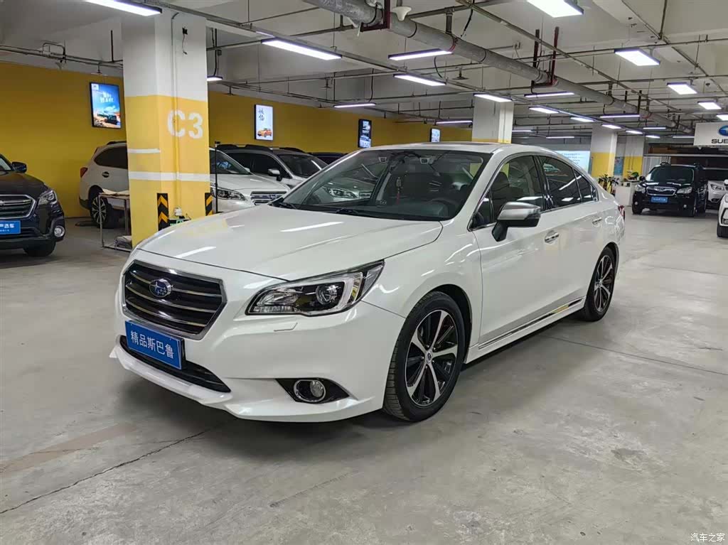Subaru Legacy, 2017 1