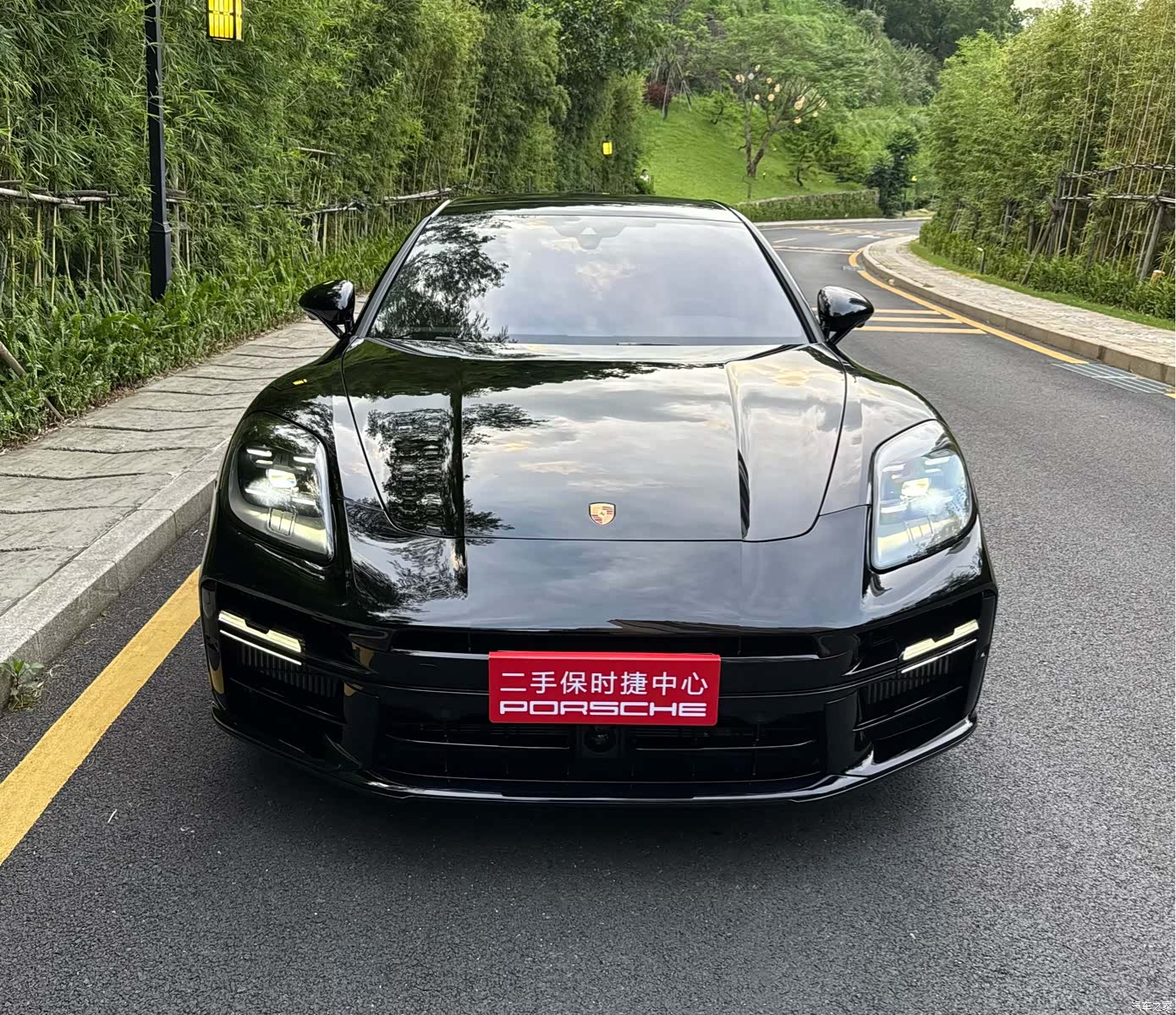 Porsche Panamera, 2024 2